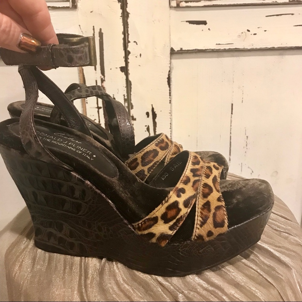 Donald J Pliner Couture leopard print wedge
